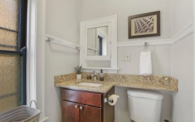 Homey 1BR - Eastwood 2S