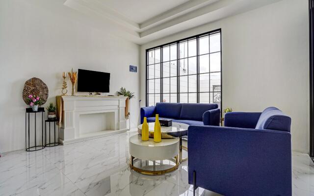 OYO 90164 La'rissa Residence