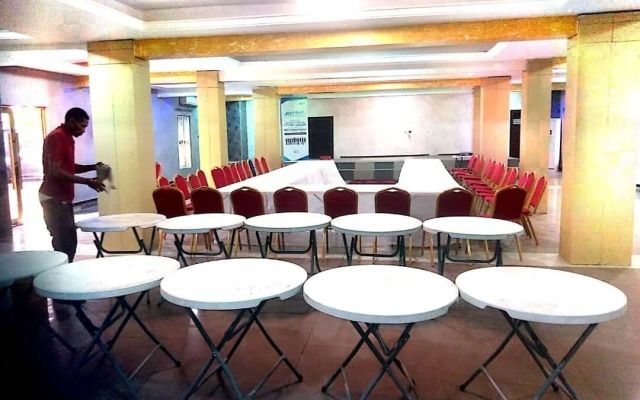 Larema International Hotels & suites