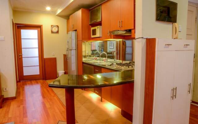 1 Bedroom at Puri Garden Apartment by Travelio