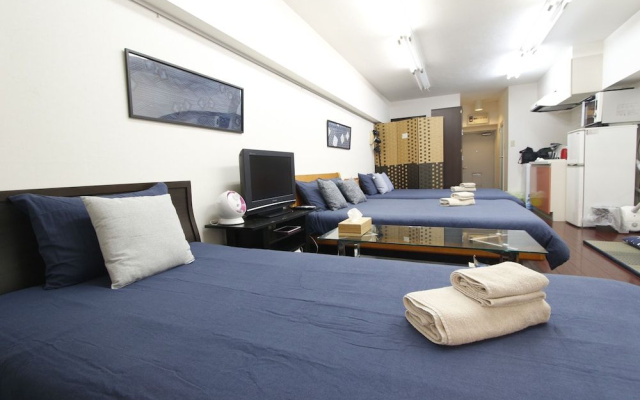 Ko's Apartment, Shibuya Station