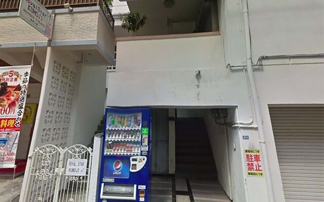 EX Kumoji Apartment