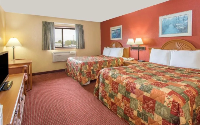 Days Inn Sheboygan/The Falls