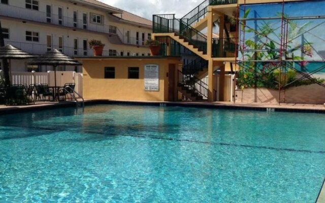 Surf Rider Resort