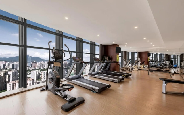 Shenzhen Huaqiang Plaza Hotel