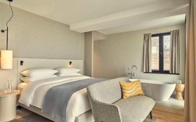 Hotel de Blanke Top