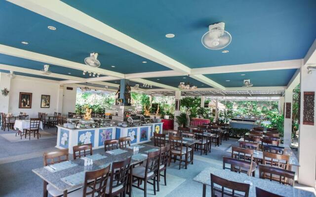 Chalong Beach Hotel Phuket