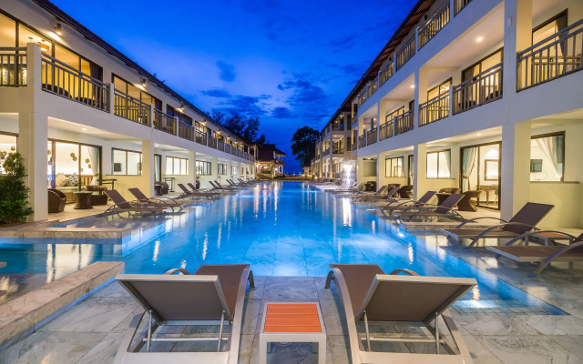 Hive Khaolak Beach Resort - Adults Only
