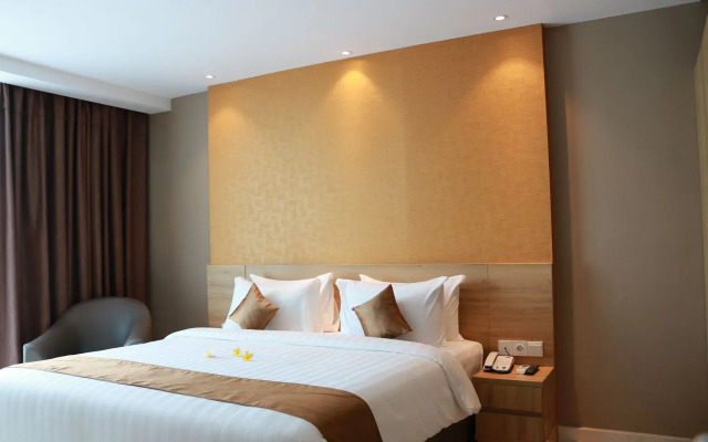 Wing Hotel Kualanamu Airport