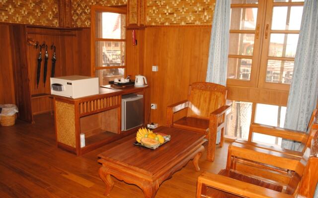 Golden Island Cottages Nampan Hotel