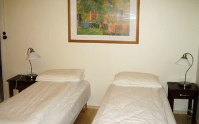 Snjofell Guesthouse