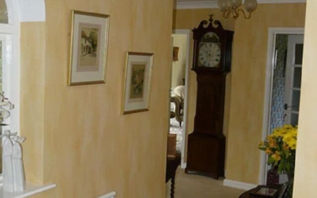 Pine Lodge Bed & Breakfast