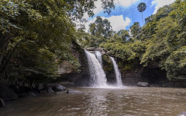 Nhapha Khao Yai Resort