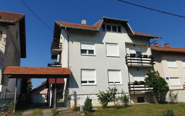 Apartment At Granny and Grandpa