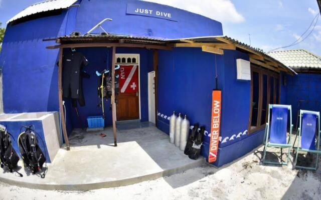Just Surf and Dive Villa