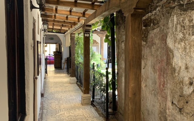 Nikikot Hotel and Hostal Food & Drink