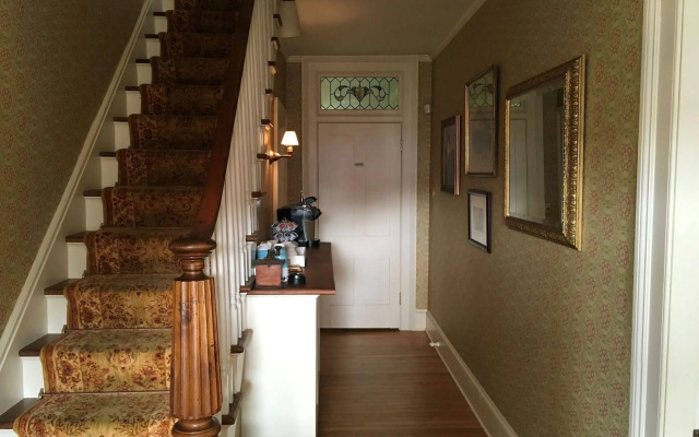 Dream House Country Inn