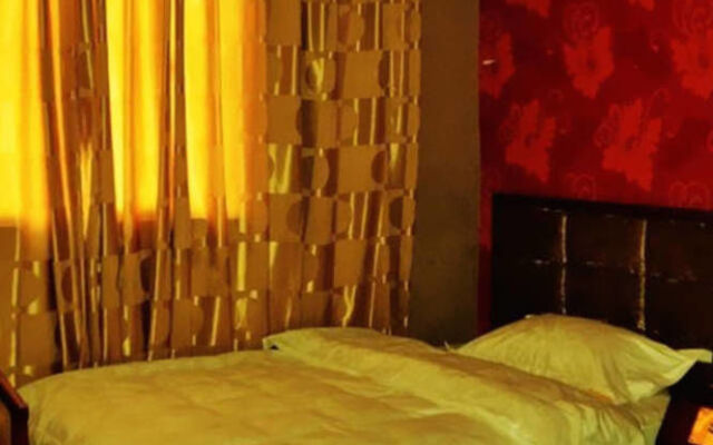 Shuangliu Xinshiji Hotel