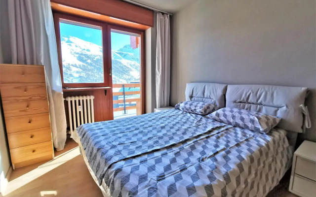 Hostdomus - Color Apartment