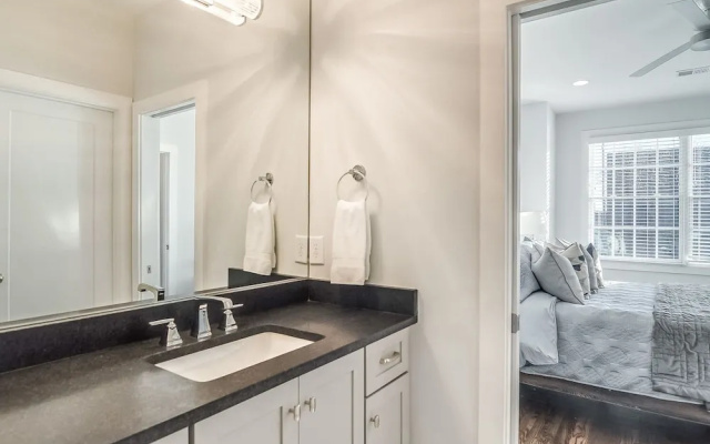 Luxury Home Blocks from Downtown by RedAwning