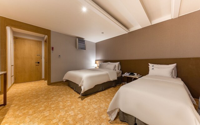 Yongin Singal Sangsang Hotel 1