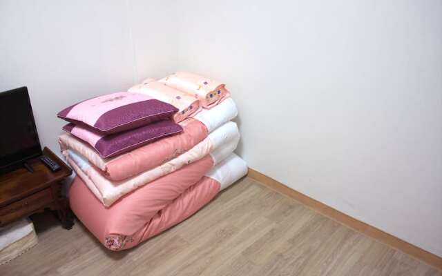 Yeondang Guesthouse