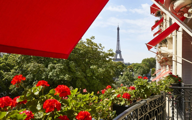 Hotel Plaza Athenee