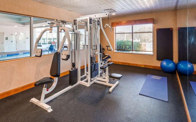 Best Western Plus Rose City Conference Center Inn