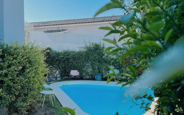 Luna House