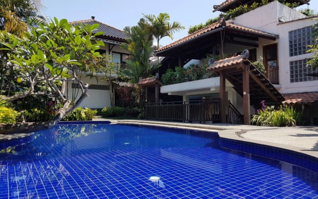 Jos And Hanny Homestay By Zuzu