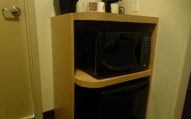 Super 8 by Wyndham Peterborough