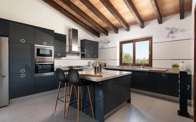 Bellpuig 4 in Art With 3 Bedrooms and 2 Bathrooms