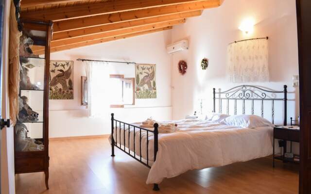 Charming seaview villa amid the olive groves