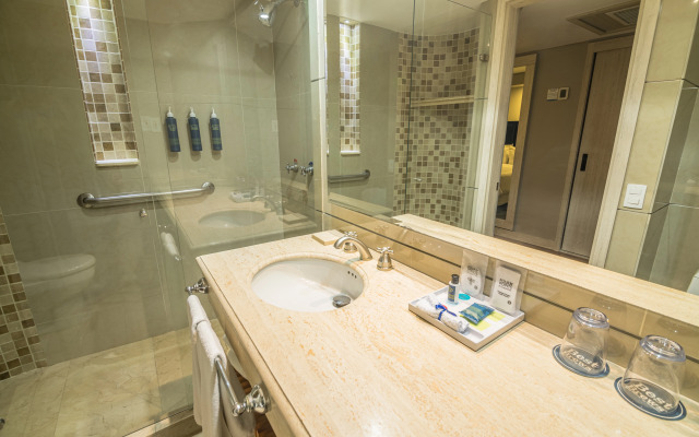 Four Points by Sheraton Medellin