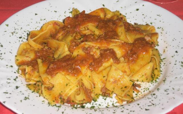 Albergo Ristorante Montecucco da Tobia