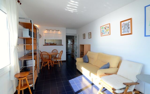 Apartamentos Front Mar