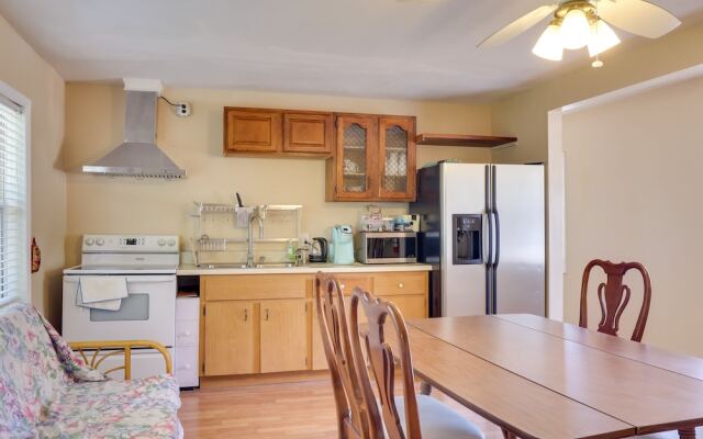 Sunny Florida Getaway w/ Patio, Near Disney World!