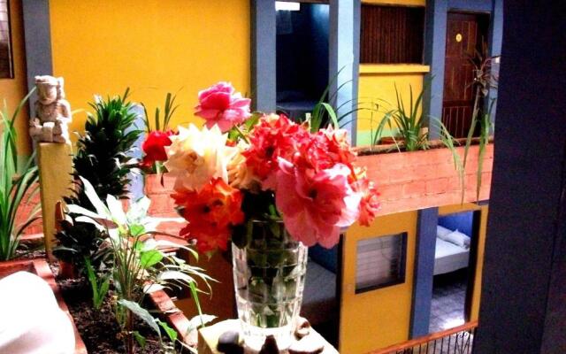 Hotel y Hostal Yaxkin Copan