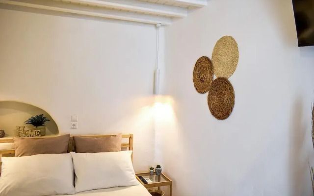 Whitelist Studio 1 in Mykonos Town