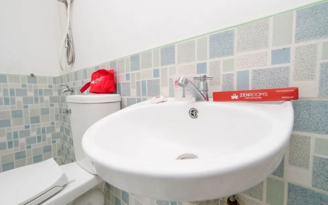 ZEN Rooms Basic Gerty's Place Moalboal