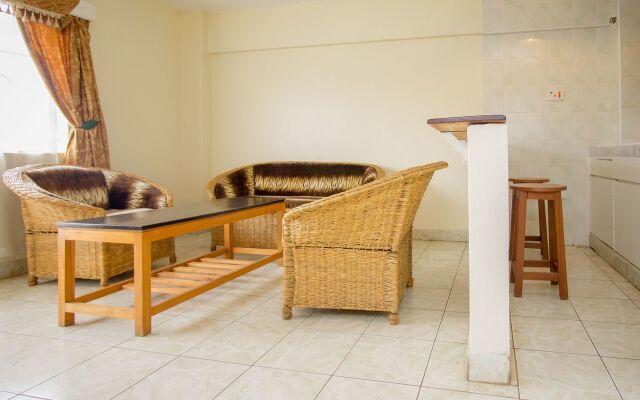 Harlequin Suites Hotel