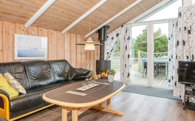 6 Person Holiday Home in Romo