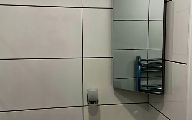 Homewood Airbnb, Combe Martin, Devon - 300m to the Beach!