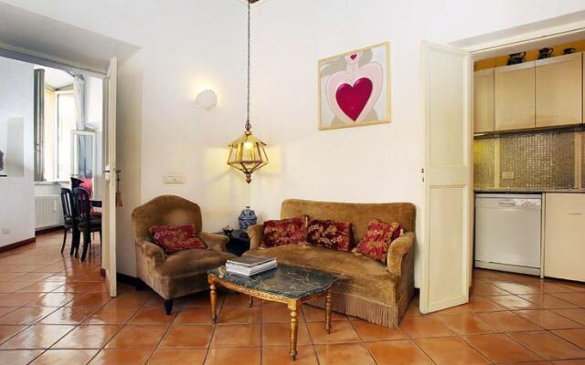 Monti Halldis Apartments