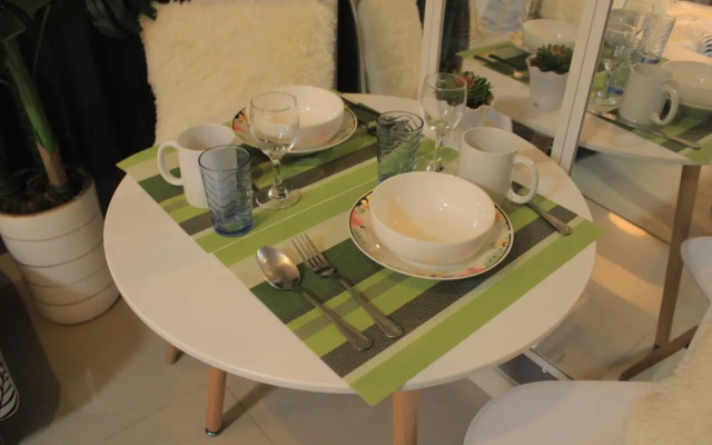 A2J BGC Luxury 2BR Loft Near Burgos Circle, Malls
