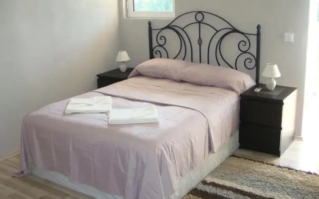 Apartments Gutic