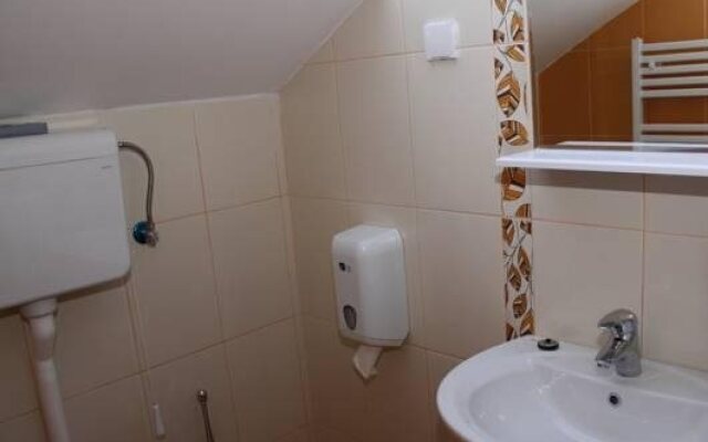 Rooms Konak Mikan