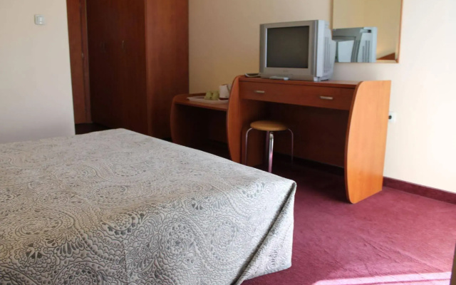 Elegant Hotel