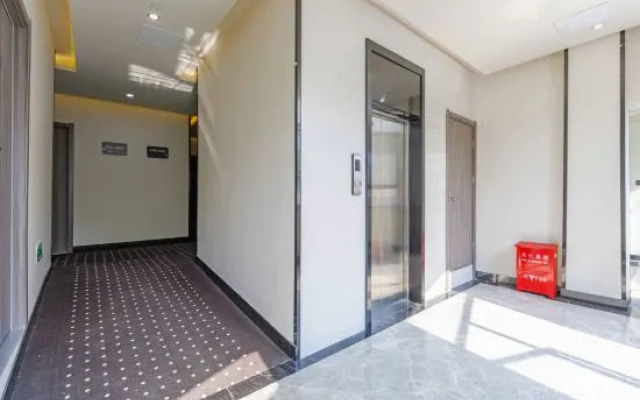 Hi Inn Hotel (Shanghai North Bund Shuangyang Road)