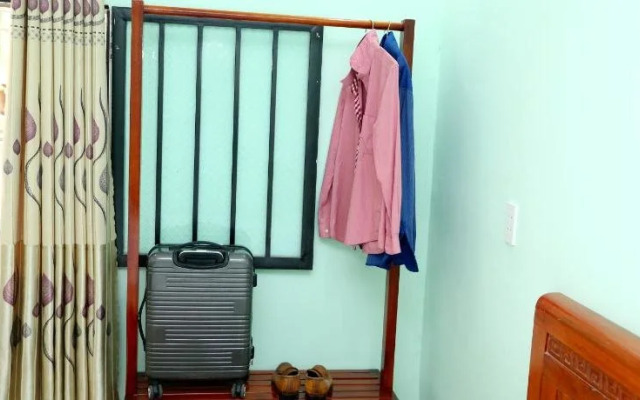 Giang Son Hostel